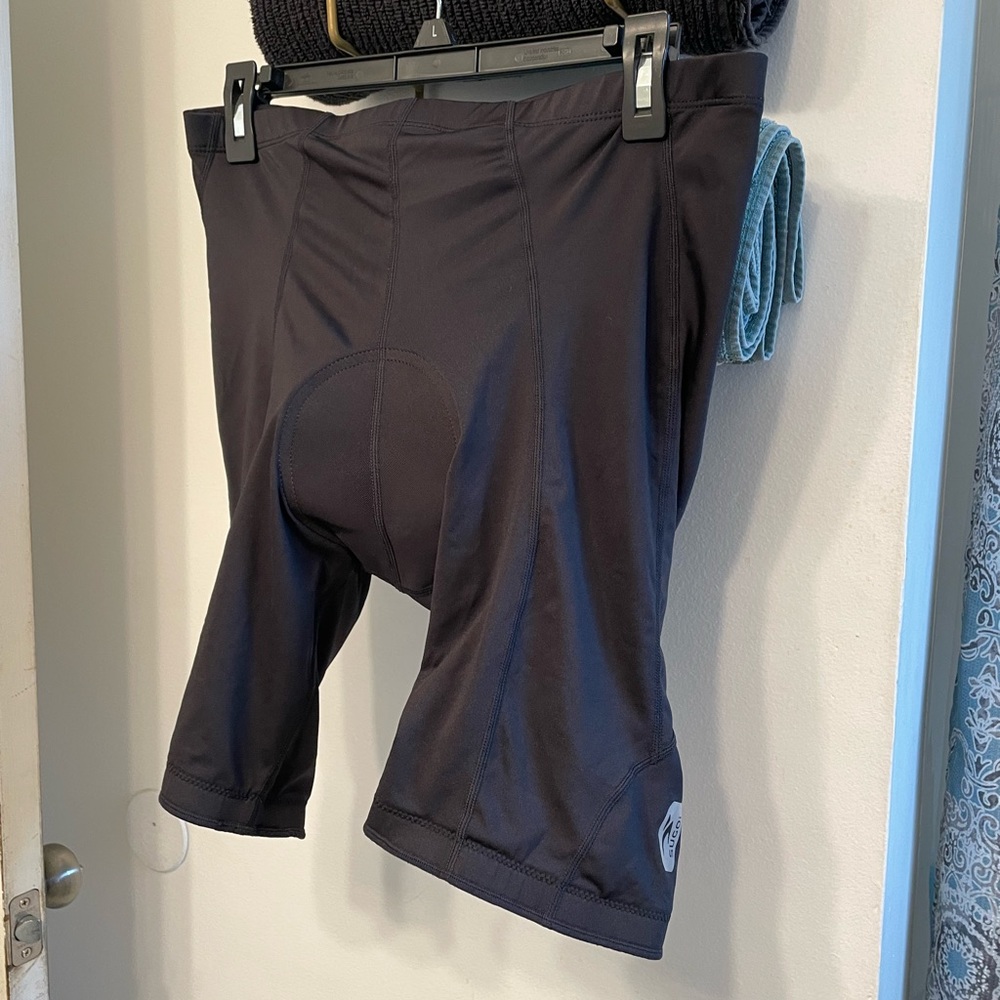 Sugoi Men’s Black Biking Shorts With Padding Size XL